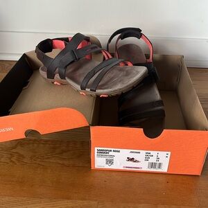 Merrell sandals size 7